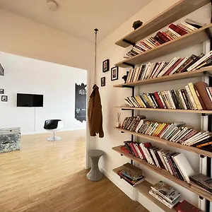 https://le-brooklyn.midi-pyreneeshotels.com